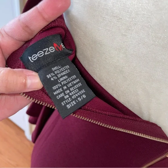 Teeze Me Bell Sleeve Dress in Burgundy - Picture 6 of 7